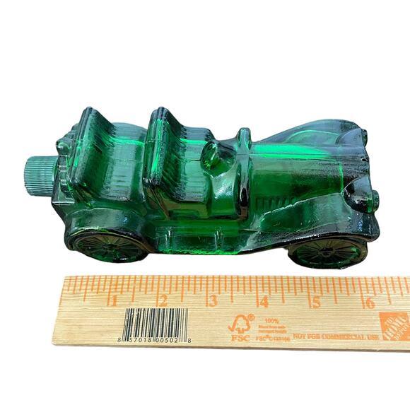 Vintage Avon Car Decanter Green Glass Bottle Empty Cologne Collectible Man Cave - Picture 1 of 16